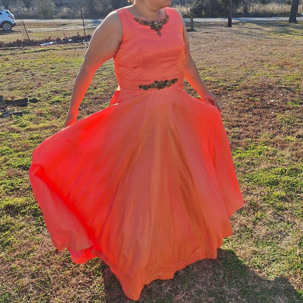 Indian Formal Dress Wedding Prom Ethnic Wear with Jewels